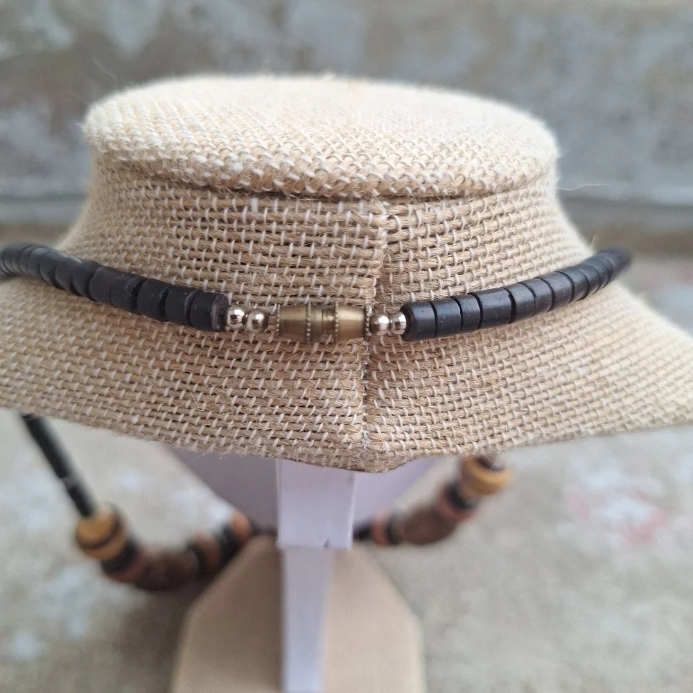 🌟 Elegant Wooden Bead Necklace